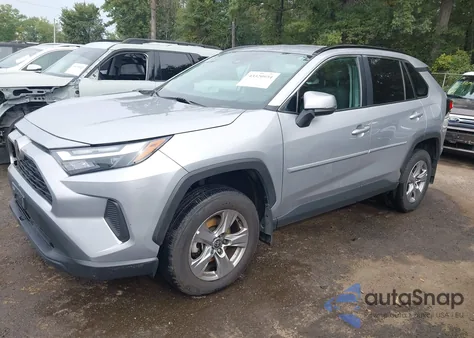 2024 Toyota Rav4 Xle z USA, uszkodzony, nr VIN 2T3P1RFV9RC416156